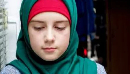 Avusturya’da Gizli Protokol Sızdı: 14 Yaş Altına Başörtüsü Yasağı Yolda